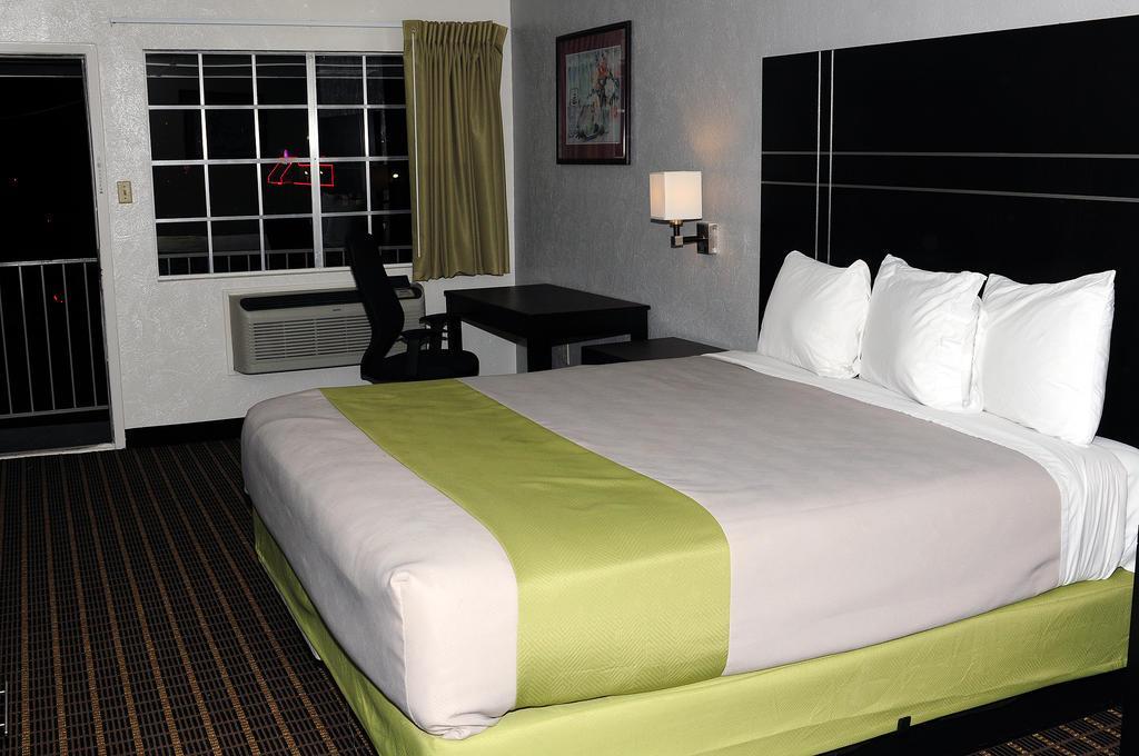 Quality Inn Gonzales Zewnętrze zdjęcie